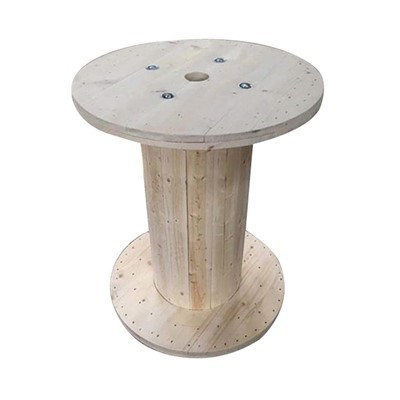 Puidust kaablirulli trummel